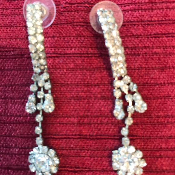 Earrings - Picture 5 of 16